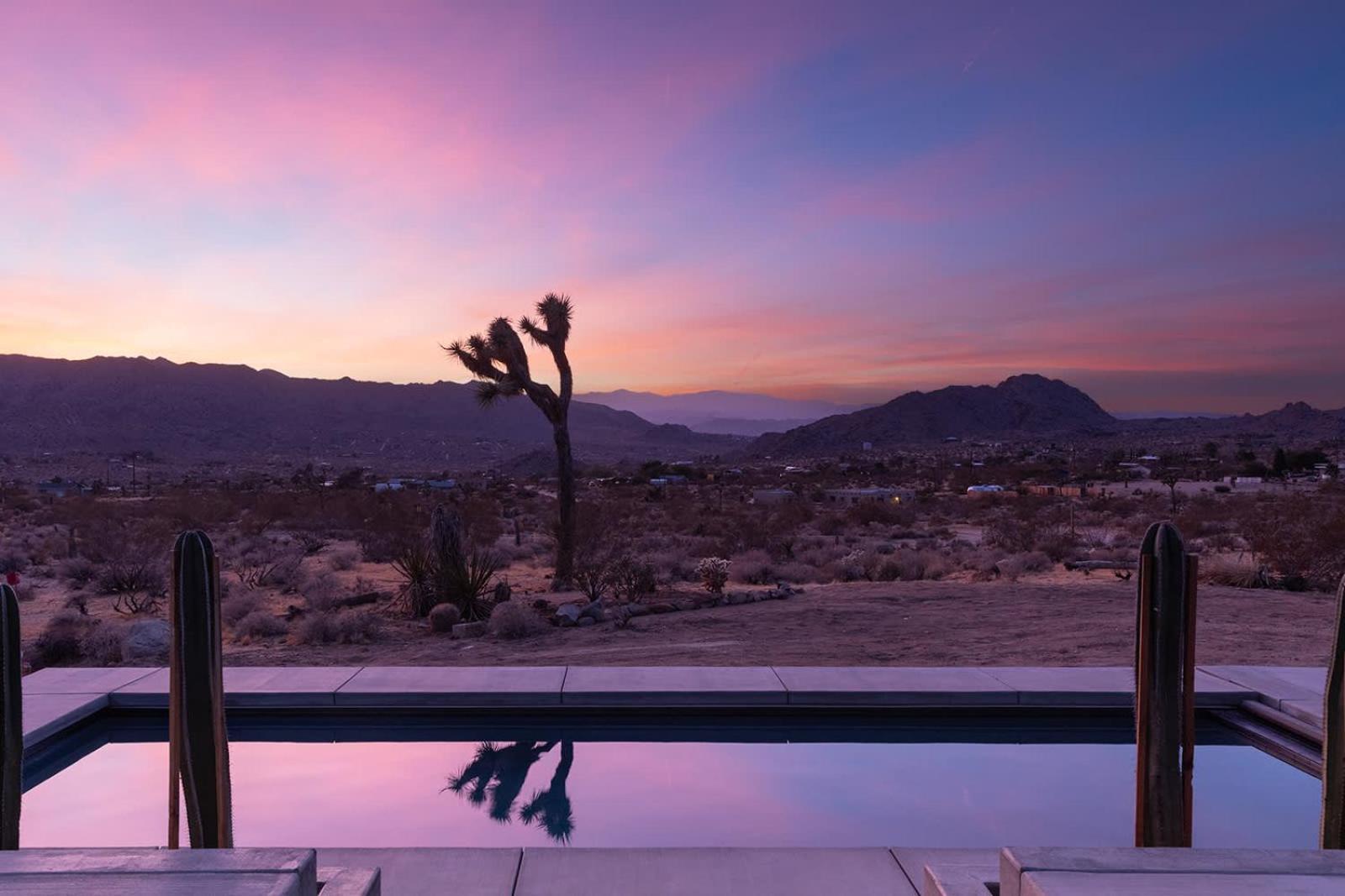 Sacred Haven L Cabin W Cowboy Pool At Park Entrance Joshua Tree Bagian luar foto